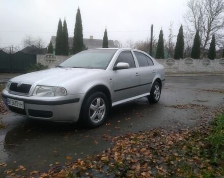 Серый Шкода Октавия, объемом двигателя 1.8 л и пробегом 263 тыс. км за 3800 $, фото 1 на Automoto.ua