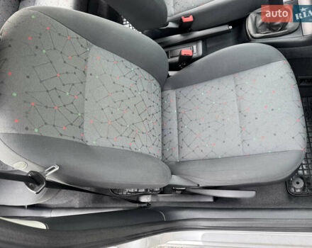 Серый Шкода Октавия, объемом двигателя 1.6 л и пробегом 226 тыс. км за 5500 $, фото 31 на Automoto.ua