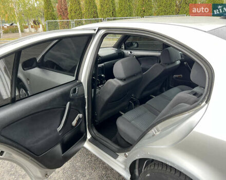 Сірий Шкода Октавія, об'ємом двигуна 1.9 л та пробігом 300 тис. км за 3000 $, фото 15 на Automoto.ua