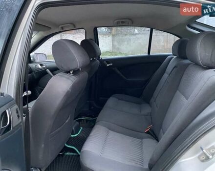 Сірий Шкода Октавія, об'ємом двигуна 2 л та пробігом 188 тис. км за 3700 $, фото 16 на Automoto.ua