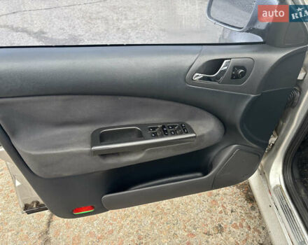 Серый Шкода Октавия, объемом двигателя 1.8 л и пробегом 269 тыс. км за 3500 $, фото 8 на Automoto.ua