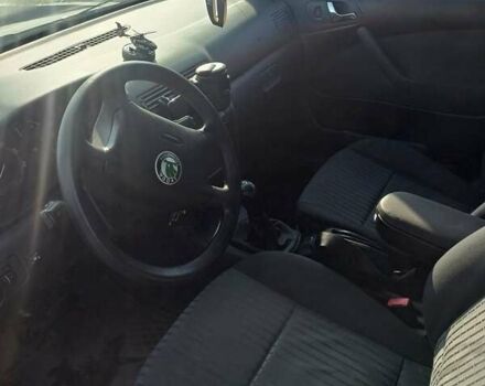 Серый Шкода Октавия, объемом двигателя 2.01 л и пробегом 310 тыс. км за 4250 $, фото 3 на Automoto.ua