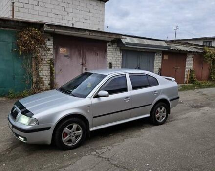 Серый Шкода Октавия, объемом двигателя 1.6 л и пробегом 256 тыс. км за 4150 $, фото 3 на Automoto.ua