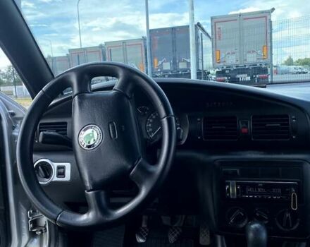 Серый Шкода Октавия, объемом двигателя 1.6 л и пробегом 245 тыс. км за 4600 $, фото 22 на Automoto.ua