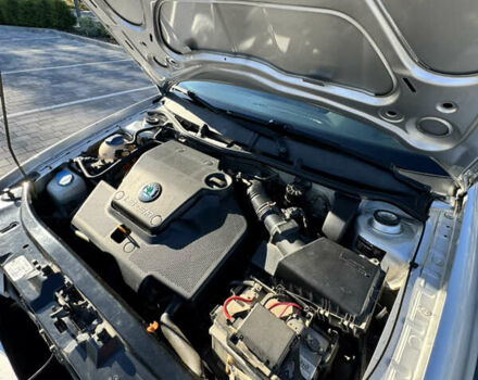 Сірий Шкода Октавія, об'ємом двигуна 1.6 л та пробігом 87 тис. км за 5500 $, фото 2 на Automoto.ua