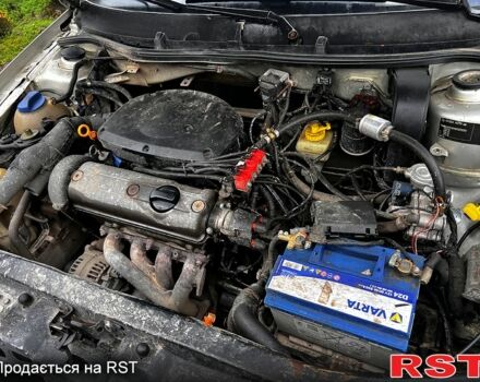 Серый Шкода Октавия, объемом двигателя 1.6 л и пробегом 310 тыс. км за 3500 $, фото 3 на Automoto.ua