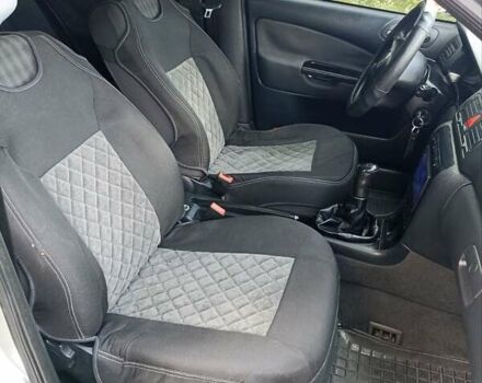 Сірий Шкода Октавія, об'ємом двигуна 1.6 л та пробігом 330 тис. км за 3850 $, фото 5 на Automoto.ua