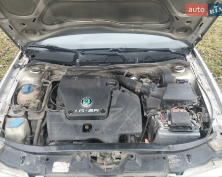 Сірий Шкода Октавія, об'ємом двигуна 1.6 л та пробігом 340 тис. км за 3000 $, фото 8 на Automoto.ua