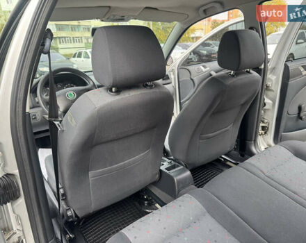 Серый Шкода Октавия, объемом двигателя 1.6 л и пробегом 226 тыс. км за 5500 $, фото 36 на Automoto.ua