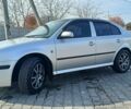 Сірий Шкода Октавія, об'ємом двигуна 2 л та пробігом 310 тис. км за 4300 $, фото 1 на Automoto.ua