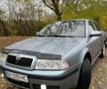 Серый Шкода Октавия, объемом двигателя 1.6 л и пробегом 300 тыс. км за 3300 $, фото 1 на Automoto.ua