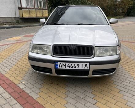 Серый Шкода Октавия, объемом двигателя 1.8 л и пробегом 337 тыс. км за 3600 $, фото 1 на Automoto.ua