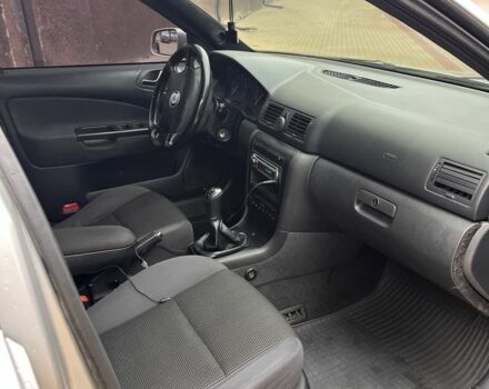 Серый Шкода Октавия, объемом двигателя 1.8 л и пробегом 337 тыс. км за 3600 $, фото 6 на Automoto.ua