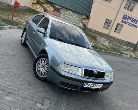 Серый Шкода Октавия, объемом двигателя 1.6 л и пробегом 208 тыс. км за 5600 $, фото 1 на Automoto.ua