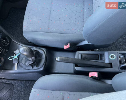 Серый Шкода Октавия, объемом двигателя 1.6 л и пробегом 240 тыс. км за 5099 $, фото 44 на Automoto.ua