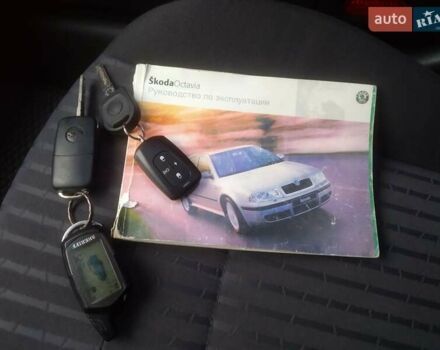 Серый Шкода Октавия, объемом двигателя 1.8 л и пробегом 264 тыс. км за 3800 $, фото 11 на Automoto.ua