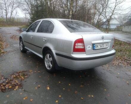 Серый Шкода Октавия, объемом двигателя 1.8 л и пробегом 263 тыс. км за 3800 $, фото 2 на Automoto.ua