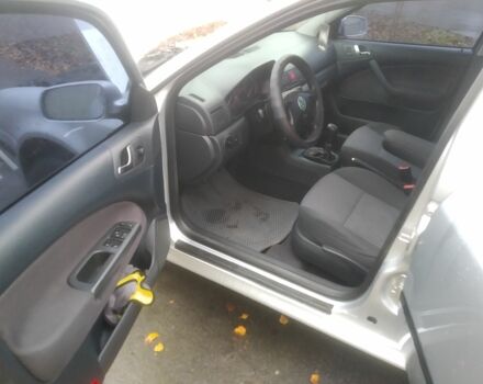 Серый Шкода Октавия, объемом двигателя 1.8 л и пробегом 263 тыс. км за 3800 $, фото 4 на Automoto.ua