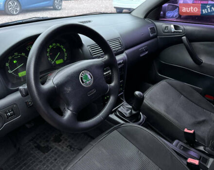 Сірий Шкода Октавія, об'ємом двигуна 1.8 л та пробігом 209 тис. км за 3950 $, фото 11 на Automoto.ua