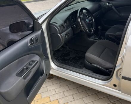 Серый Шкода Октавия, объемом двигателя 1.8 л и пробегом 337 тыс. км за 3600 $, фото 7 на Automoto.ua