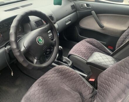 Серый Шкода Октавия, объемом двигателя 1.6 л и пробегом 196 тыс. км за 4700 $, фото 3 на Automoto.ua