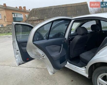 Сірий Шкода Октавія, об'ємом двигуна 2 л та пробігом 188 тис. км за 3700 $, фото 19 на Automoto.ua