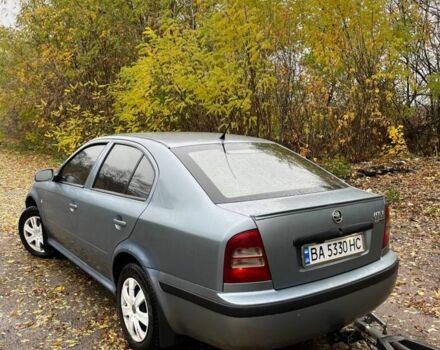 Серый Шкода Октавия, объемом двигателя 1.6 л и пробегом 300 тыс. км за 3300 $, фото 1 на Automoto.ua