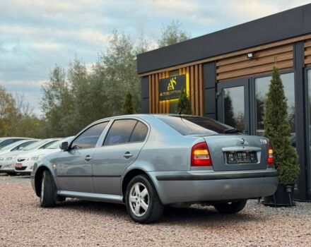 Серый Шкода Октавия, объемом двигателя 1.8 л и пробегом 209 тыс. км за 3990 $, фото 3 на Automoto.ua