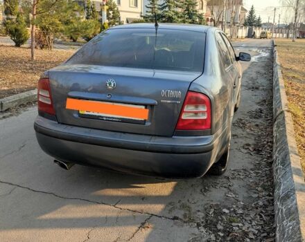 Серый Шкода Октавия, объемом двигателя 1.6 л и пробегом 330 тыс. км за 4500 $, фото 4 на Automoto.ua