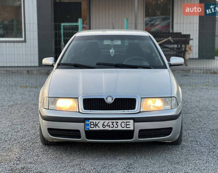 Серый Шкода Октавия, объемом двигателя 1.9 л и пробегом 350 тыс. км за 3650 $, фото 2 на Automoto.ua