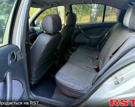 Серый Шкода Октавия, объемом двигателя 1.6 л и пробегом 200 тыс. км за 4600 $, фото 9 на Automoto.ua