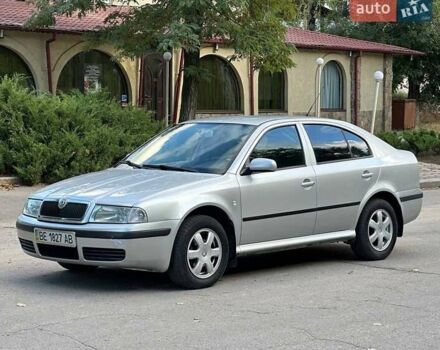 Серый Шкода Октавия, объемом двигателя 1.6 л и пробегом 237 тыс. км за 4600 $, фото 7 на Automoto.ua