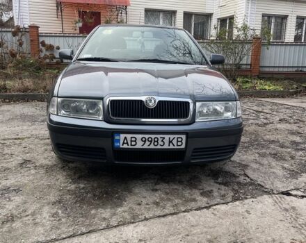 Серый Шкода Октавия, объемом двигателя 1.6 л и пробегом 222 тыс. км за 3800 $, фото 1 на Automoto.ua