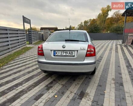 Серый Шкода Октавия, объемом двигателя 1.6 л и пробегом 231 тыс. км за 5300 $, фото 4 на Automoto.ua