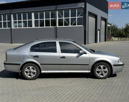 Серый Шкода Октавия, объемом двигателя 1.6 л и пробегом 335 тыс. км за 3950 $, фото 3 на Automoto.ua