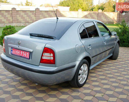 Серый Шкода Октавия, объемом двигателя 1.6 л и пробегом 250 тыс. км за 5600 $, фото 3 на Automoto.ua