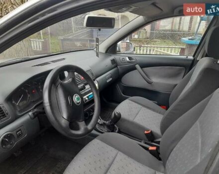 Серый Шкода Октавия, объемом двигателя 1.6 л и пробегом 325 тыс. км за 4500 $, фото 5 на Automoto.ua