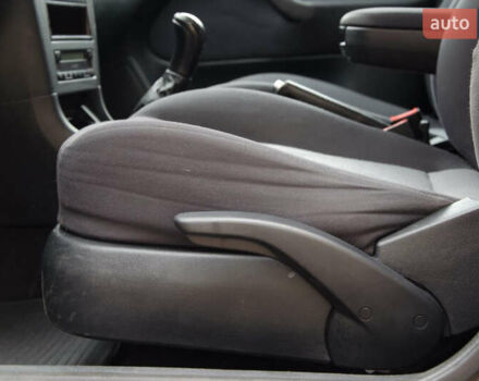 Серый Шкода Октавия, объемом двигателя 1.6 л и пробегом 250 тыс. км за 5600 $, фото 41 на Automoto.ua