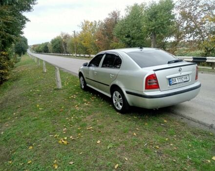 Шкода Октавия 2004 в Петрово на Automoto.ua Серый Шкода Октавия, объемом двигателя 1.6 л и пробегом 1 тыс. км за 5300 $, фото 3 на Automoto.ua