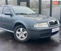Сірий Шкода Октавія, об'ємом двигуна 2 л та пробігом 301 тис. км за 4990 $, фото 1 на Automoto.ua