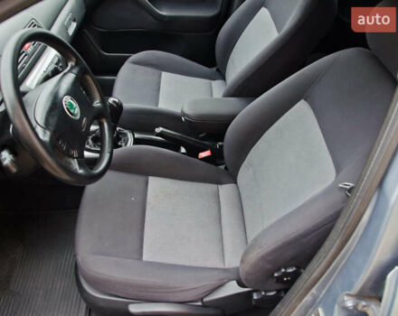 Серый Шкода Октавия, объемом двигателя 1.6 л и пробегом 250 тыс. км за 5600 $, фото 47 на Automoto.ua