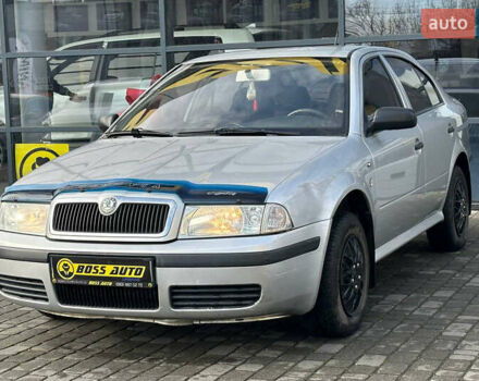 Серый Шкода Октавия, объемом двигателя 1.6 л и пробегом 238 тыс. км за 3800 $, фото 2 на Automoto.ua