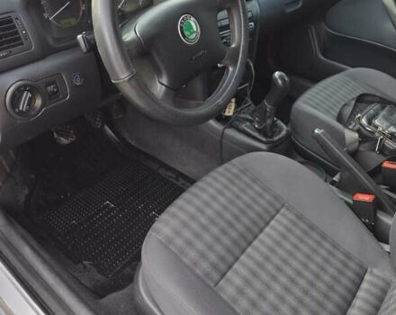 Серый Шкода Октавия, объемом двигателя 1.6 л и пробегом 217 тыс. км за 4900 $, фото 10 на Automoto.ua