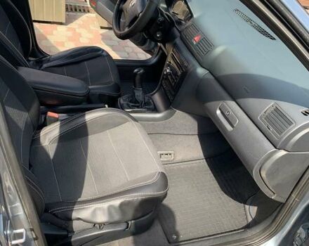 Серый Шкода Октавия, объемом двигателя 1.6 л и пробегом 145 тыс. км за 4800 $, фото 25 на Automoto.ua