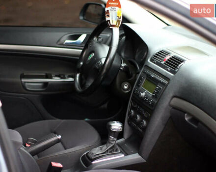 Шкода Октавия 2004 в Кременце на Automoto.ua Серый Шкода Октавия, объемом двигателя 1.97 л и пробегом 320 тыс. км за 5250 $, фото 31 на Automoto.ua