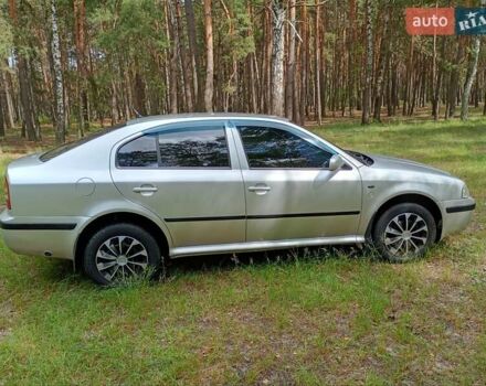 Серый Шкода Октавия, объемом двигателя 2 л и пробегом 300 тыс. км за 4500 $, фото 3 на Automoto.ua
