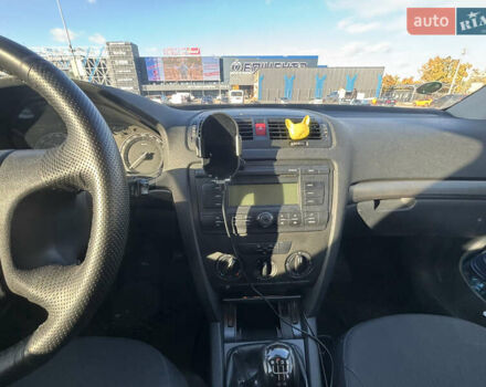 Серый Шкода Октавия, объемом двигателя 1.9 л и пробегом 382 тыс. км за 5200 $, фото 4 на Automoto.ua