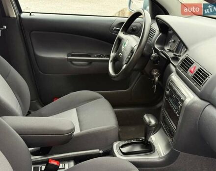 Серый Шкода Октавия, объемом двигателя 2 л и пробегом 159 тыс. км за 6500 $, фото 27 на Automoto.ua