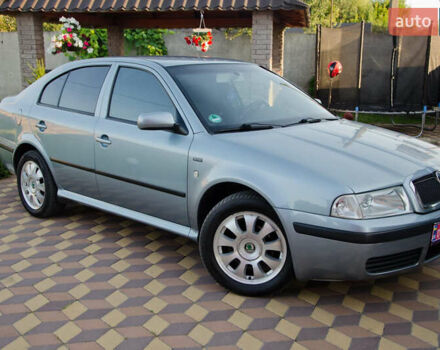 Серый Шкода Октавия, объемом двигателя 1.6 л и пробегом 250 тыс. км за 5600 $, фото 23 на Automoto.ua