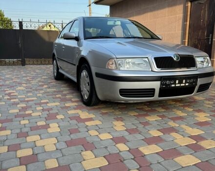 Серый Шкода Октавия, объемом двигателя 1.6 л и пробегом 160 тыс. км за 6000 $, фото 1 на Automoto.ua
